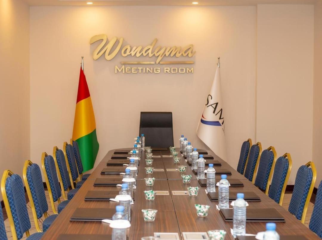 Souare Premium Hotel Conakry Buitenkant foto